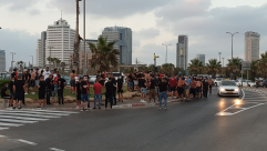 فيديو: جموع غفيرة من مشجعي كرة القدم بيافا لمتابعة نهائي كأس الدولة